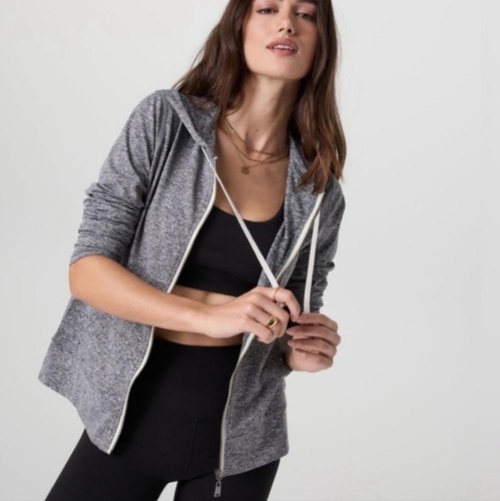 Vuori Halo Performance Hoodie Grey Heather DreamKnit - Picture 16 of 16